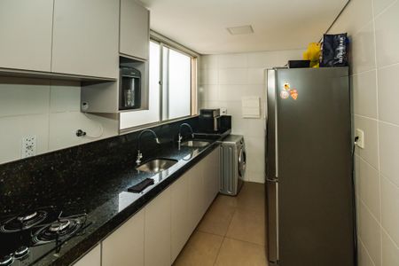 Apartamento à venda com 97m², 3 quartos e 2 vagasCozinha