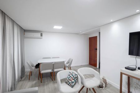Apartamento à venda com 97m², 3 quartos e 2 vagas Apartamento à venda com 97m², 3 quartos e 2 vagasSala