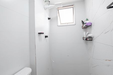 Apartamento à venda com 97m², 3 quartos e 2 vagas Apartamento à venda com 97m², 3 quartos e 2 vagasBanheiro social