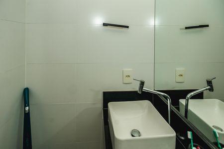 Apartamento à venda com 97m², 3 quartos e 2 vagasBanheiro da Suíte