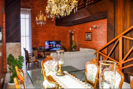 Casa de condomínio à venda com 580m², 4 quartos e 7 vagas