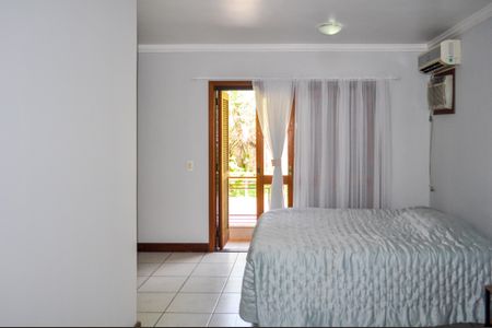 Casa de condomínio à venda com 580m², 4 quartos e 7 vagas