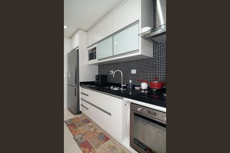 Apartamento à venda com 78m², 2 quartos e 1 vagaCozinha
