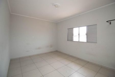 Casa para alugar com 160m², 3 quartos e 2 vagas Casa para alugar com 160m², 3 quartos e 2 vagasQuarto 1