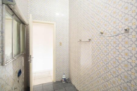 Casa para alugar com 160m², 3 quartos e 2 vagas Casa para alugar com 160m², 3 quartos e 2 vagasBanheiro 1