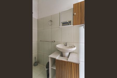 Banheiro de apartamento para alugar com 1 quarto, 33m² em Auxiliadora, Porto Alegre