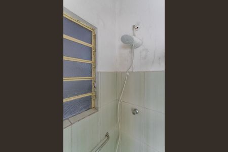 Banheiro de apartamento para alugar com 1 quarto, 33m² em Auxiliadora, Porto Alegre