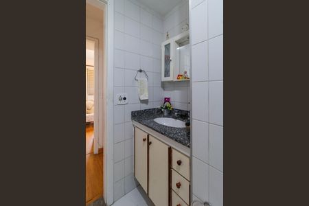 Apartamento à venda com 75m², 3 quartos e 2 vagasBanheiro Social