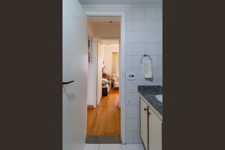 Apartamento à venda com 75m², 3 quartos e 2 vagasBanheiro Social