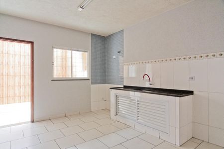 Casa para alugar com 100m², 2 quartos e 1 vagaCozinha