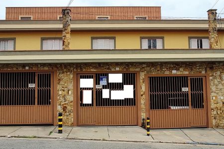 Casa para alugar com 100m², 2 quartos e 1 vagaFachada