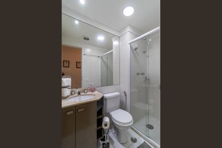 Apartamento à venda com 67m², 2 quartos e 1 vaga Apartamento à venda com 67m², 2 quartos e 1 vagaBanheiro Social