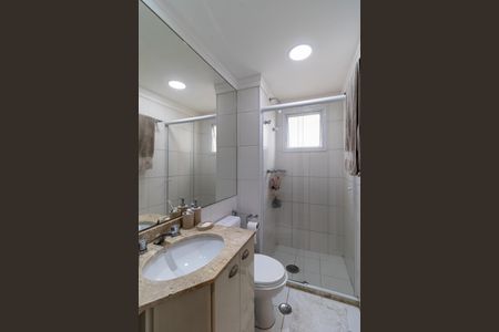 Apartamento à venda com 67m², 2 quartos e 1 vaga Apartamento à venda com 67m², 2 quartos e 1 vagaBanheiro da Suíte