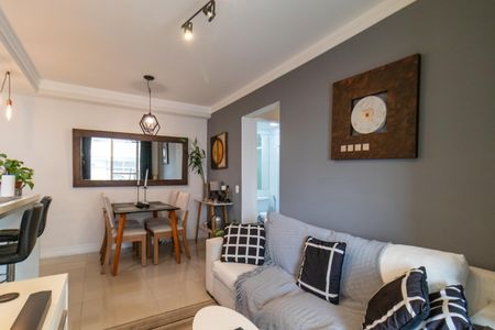 Apartamento à venda com 67m², 2 quartos e 1 vaga Apartamento à venda com 67m², 2 quartos e 1 vagaSala