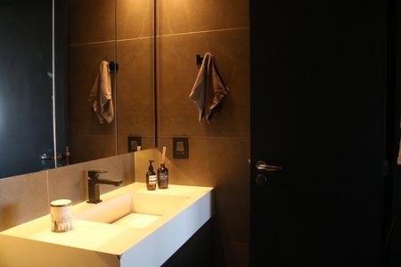 Apartamento à venda com 78m², 1 quarto e 2 vagasBanheiro