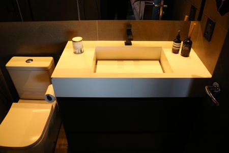 Apartamento à venda com 78m², 1 quarto e 2 vagasBanheiro