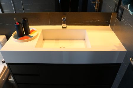 Apartamento à venda com 78m², 1 quarto e 2 vagasBanheiro da Suíte