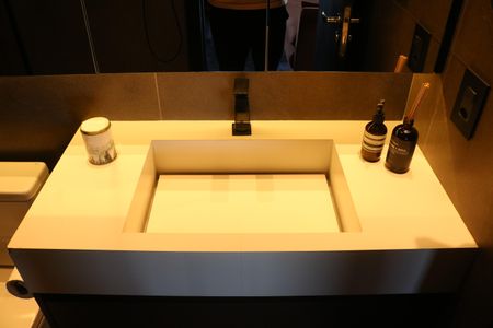 Apartamento à venda com 78m², 1 quarto e 2 vagasBanheiro