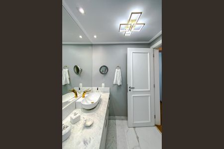 Apartamento à venda com 155m², 3 quartos e 3 vagasBanheiro da Suíte