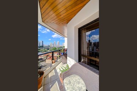 Apartamento à venda com 155m², 3 quartos e 3 vagasVaranda da Sala