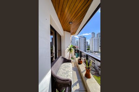 Varanda da Sala de apartamento à venda com 3 quartos, 155m² em Vila Regente Feijó, São Paulo