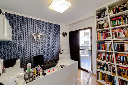 Apartamento à venda com 155m², 3 quartos e 3 vagasQuarto 2