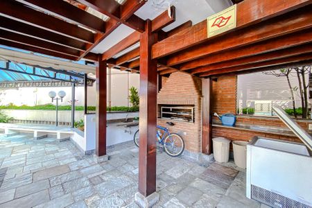 Apartamento à venda com 155m², 3 quartos e 3 vagasÁrea comum - Churrasqueira