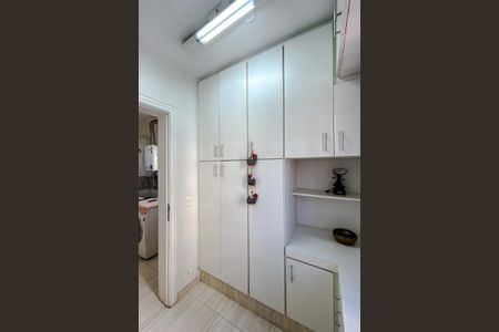 Apartamento à venda com 155m², 3 quartos e 3 vagasQuarto de Serviço