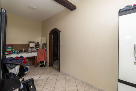 Casa à venda com 360m², 3 quartos e 2 vagasQuarto 2