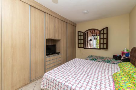 Casa à venda com 360m², 3 quartos e 2 vagasQuarto 3