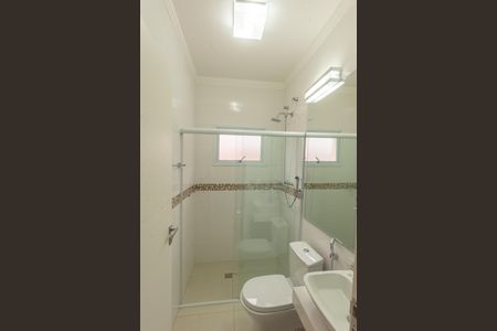 Casa de condomínio à venda com 402m², 3 quartos e 2 vagasBanheiro Social