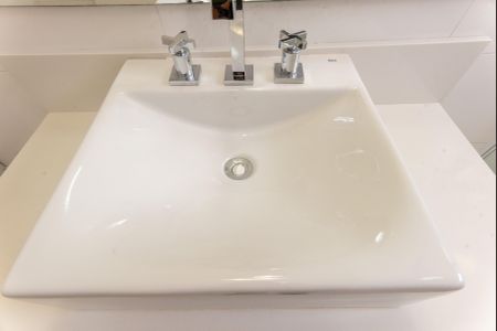 Casa de condomínio à venda com 402m², 3 quartos e 2 vagasBanheiro da Suíte 1