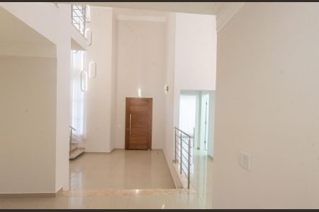 Casa de condomínio à venda com 402m², 3 quartos e 2 vagasSala