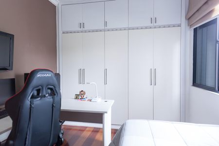 Apartamento à venda com 120m², 3 quartos e 2 vagasquarto 1