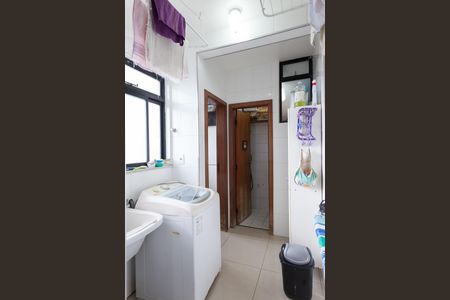 Apartamento à venda com 120m², 3 quartos e 2 vagasÁrea de Serviço