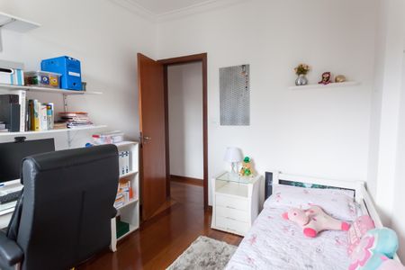Apartamento à venda com 120m², 3 quartos e 2 vagasquarto 2