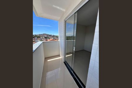 Foto 04 de apartamento à venda com 2 quartos, 57m² em Coqueiros, Belo Horizonte