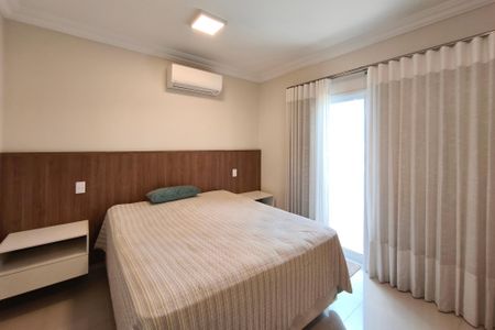 Casa de condomínio à venda com 268m², 4 quartos e 4 vagasQuarto Suíte