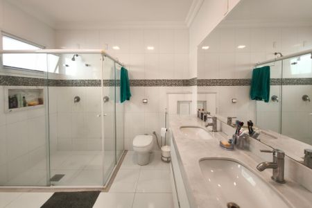 Casa de condomínio à venda com 268m², 4 quartos e 4 vagasBanheiro Suíte