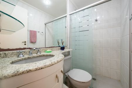 Apartamento à venda com 69m², 3 quartos e 2 vagasBanheiro