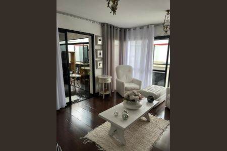 Apartamento à venda com 210m², 3 quartos e 3 vagas Apartamento à venda com 210m², 3 quartos e 3 vagasSala