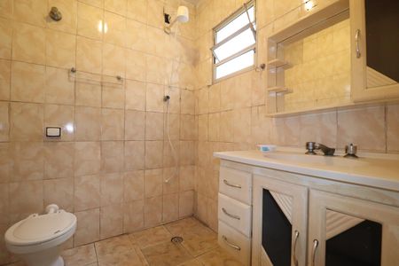 Banheiro de casa para alugar com 1 quarto, 0m² em Paraíso, Santo André