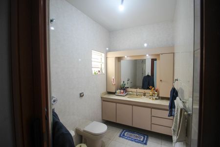 Casa para alugar com 300m², 3 quartos e 4 vagas Casa para alugar com 300m², 3 quartos e 4 vagasBanheiro Suíte