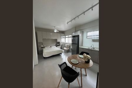 Studio para alugar com 32m², 1 quarto e sem vagaSala/Quarto