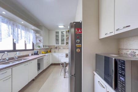 Apartamento à venda com 140m², 3 quartos e 3 vagasCozinha