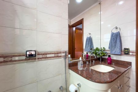 Apartamento à venda com 140m², 3 quartos e 3 vagasBanheiro