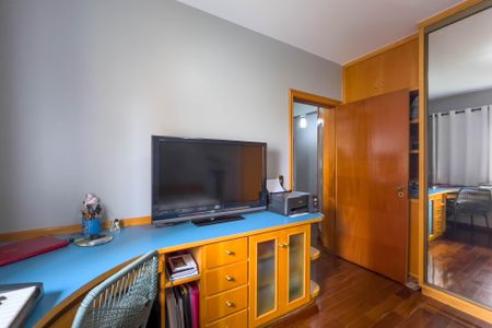 Apartamento à venda com 140m², 3 quartos e 3 vagasQuarto 2