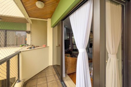 Apartamento à venda com 140m², 3 quartos e 3 vagasVaranda da sala