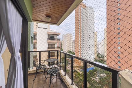 Apartamento à venda com 140m², 3 quartos e 3 vagasVaranda da sala