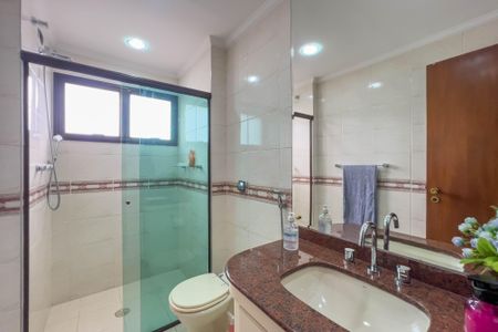 Apartamento à venda com 140m², 3 quartos e 3 vagasBanheiro